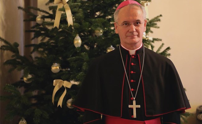 Božićna čestitka nadbiskupa Kutleše posredstvom elektroničkih medija